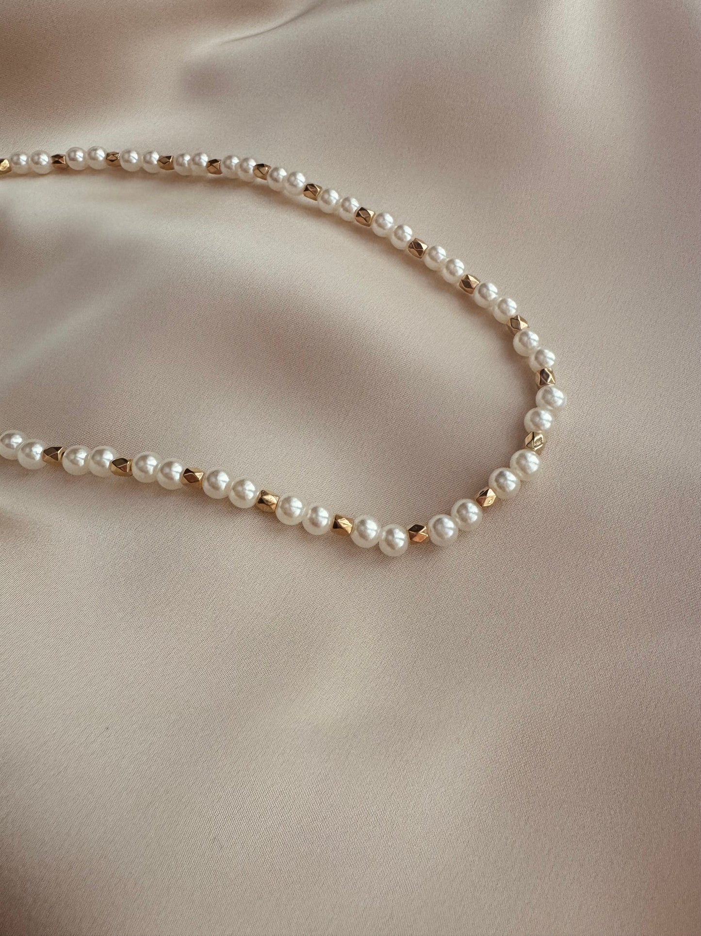 Collana Victoria